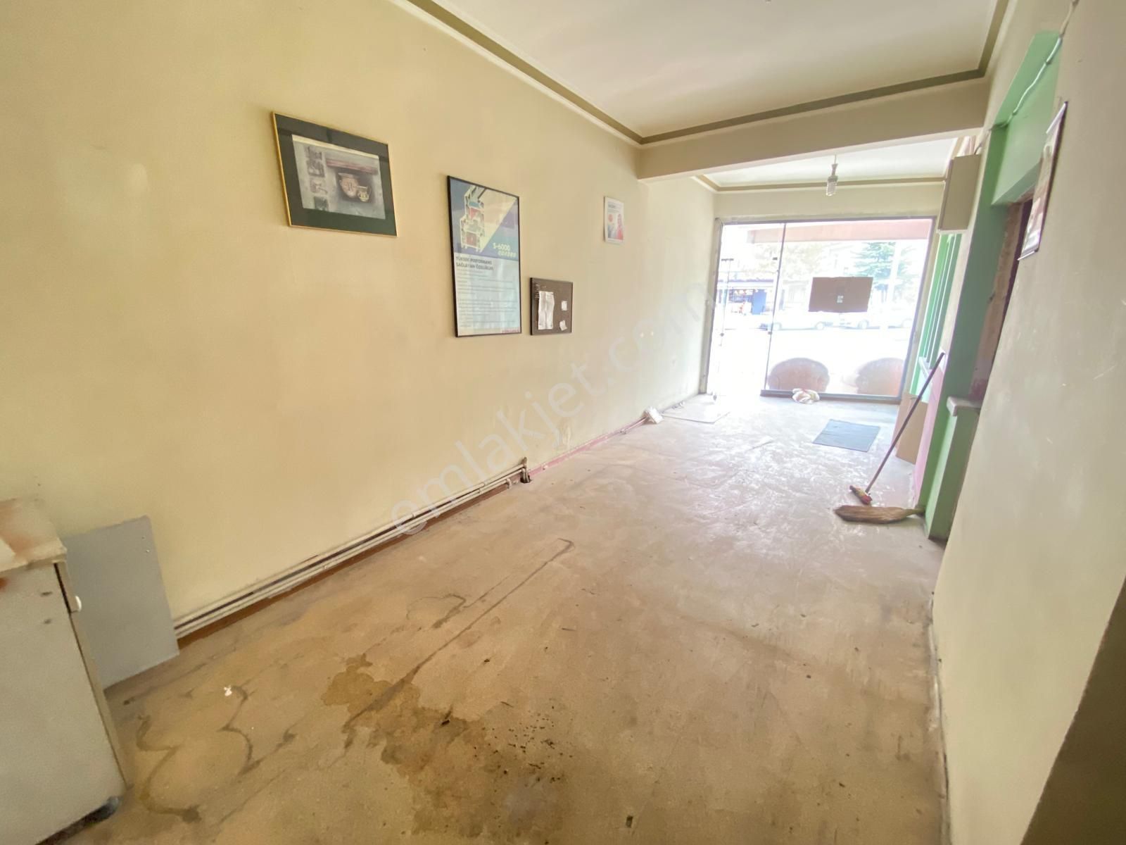 Münzeviler Caddesi Askerlik Şubesi Karşısı Satılık Dükkan - Görsel 8