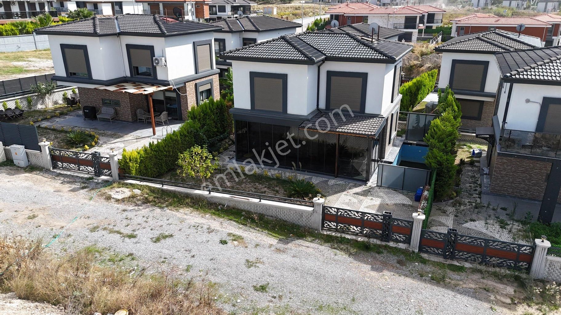 Hazar Gayrimenkulde Davutlarda Satılık Özel Havuzlu Tek Müstakil Villa - Görsel 8