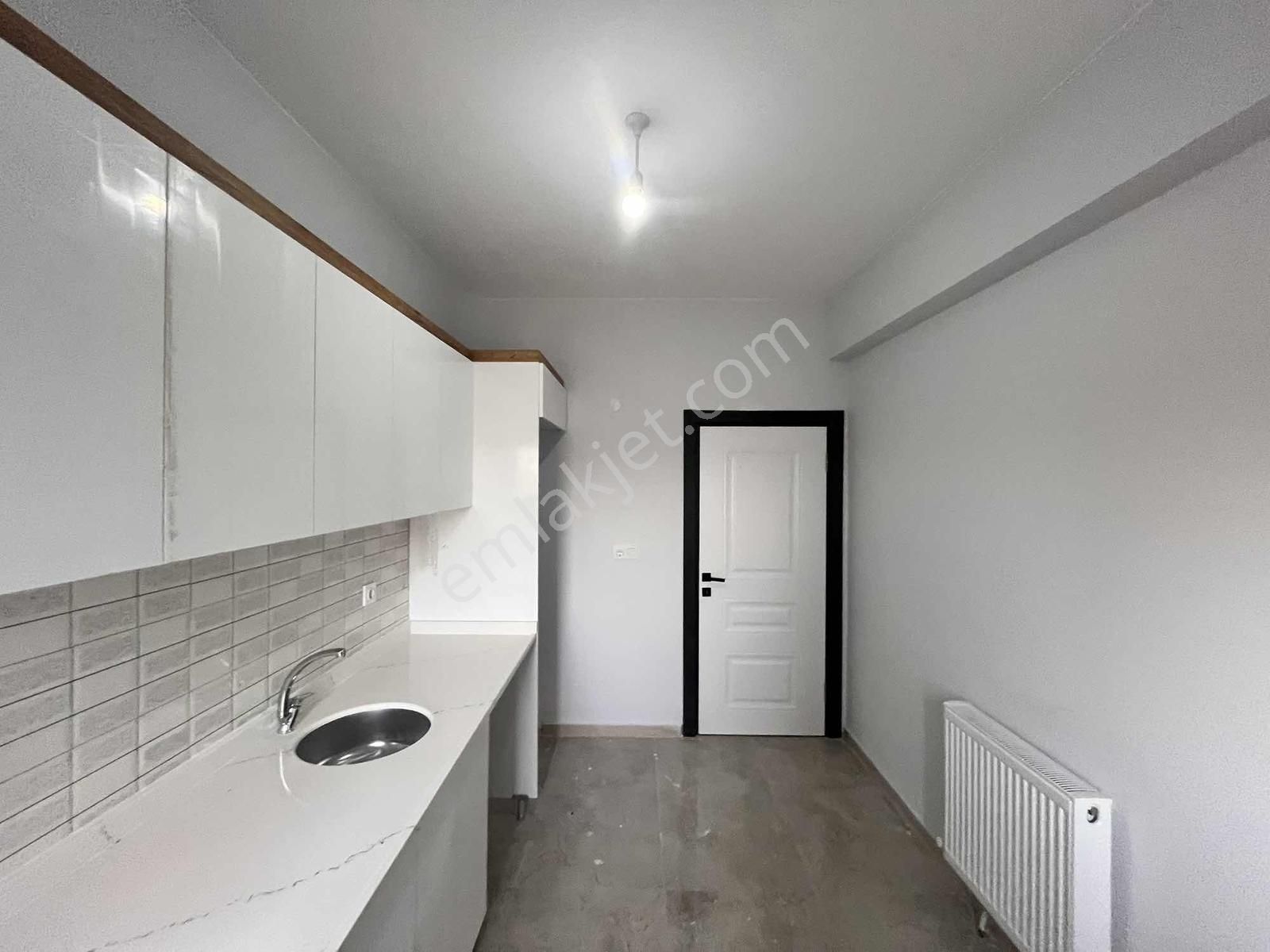 Akdoğanlardan Bağlıkta Satılık İskanlı Arakat Ön Cephe 3+1 - Görsel 22