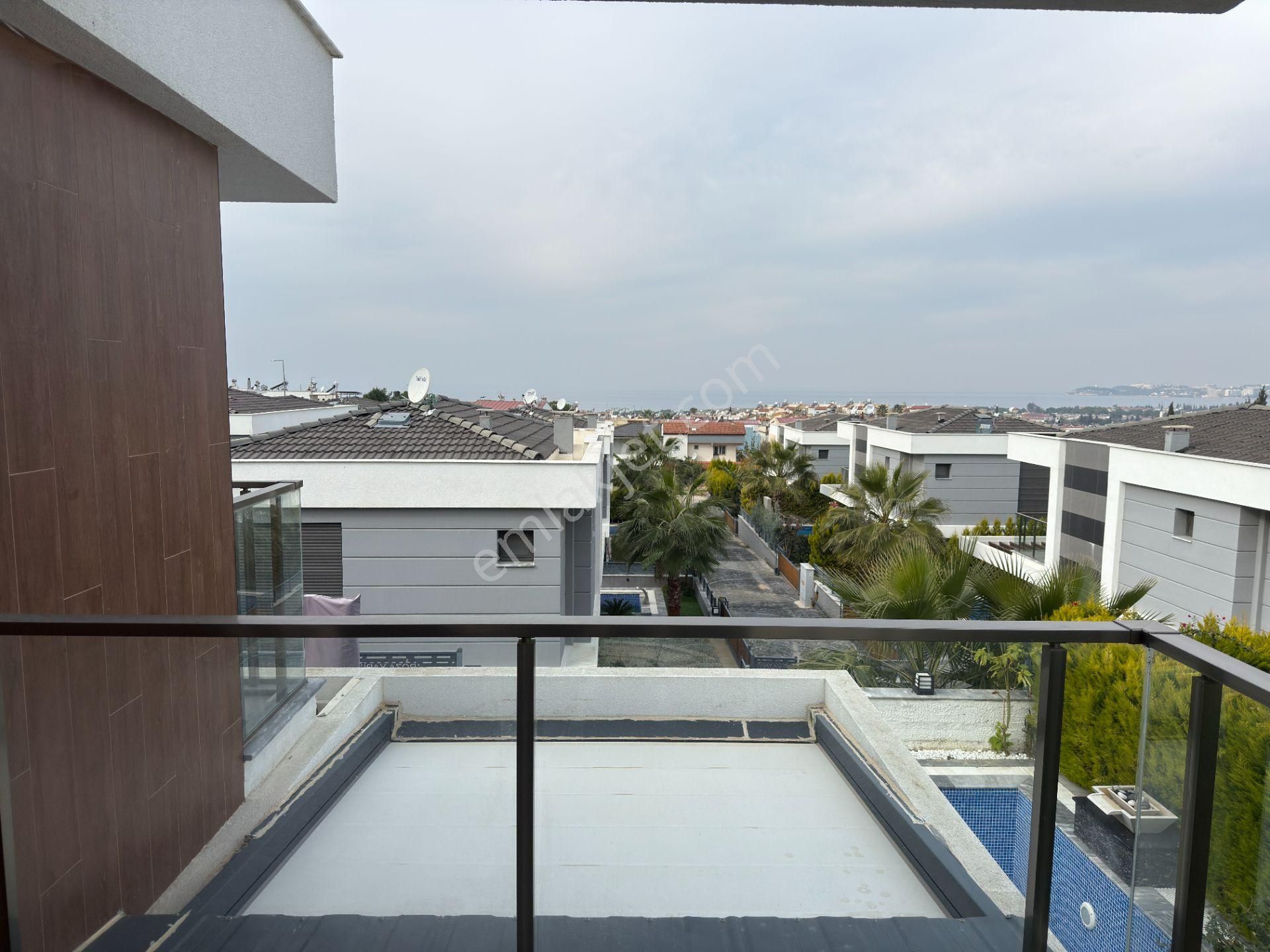 Soğucak Da Tam Müstakil Özel Havuzlu Alt Kat Odalı 4+1 Villa - Görsel 24