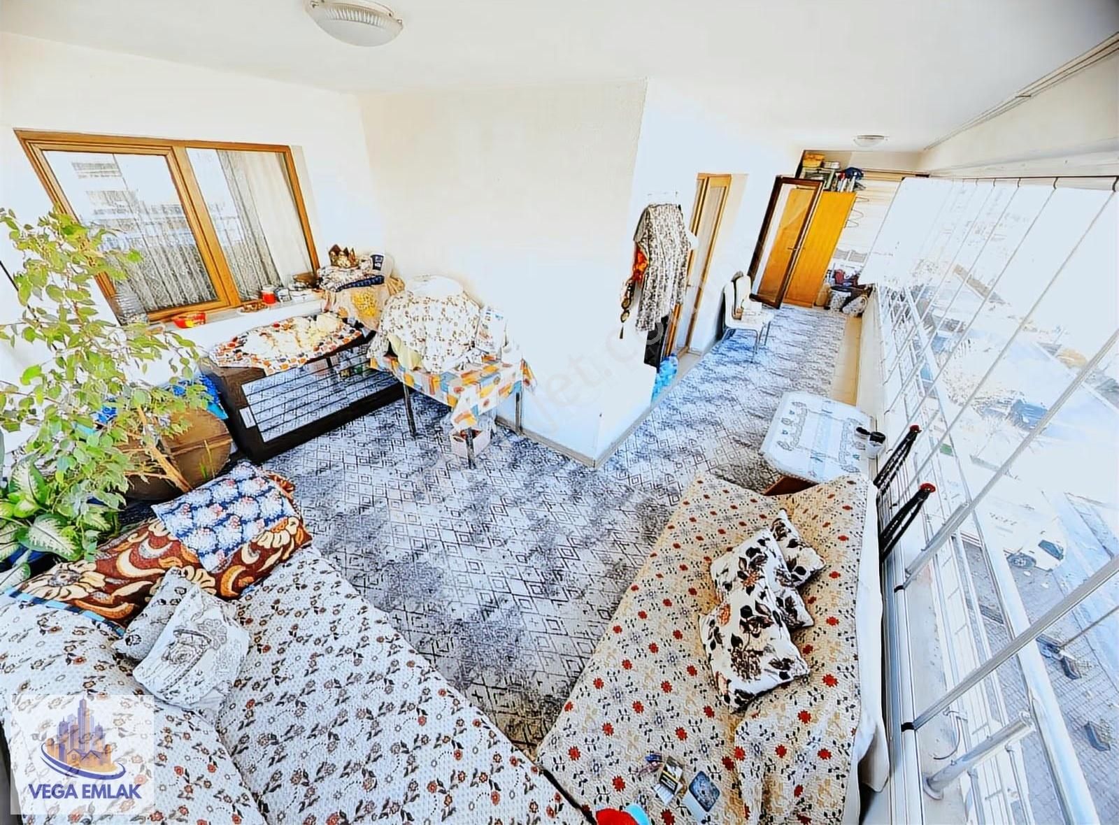 Vega Emlaktan Güneşevler Merkezde Ön Cephe 3+1 Full Site Dairesi - Görsel 25