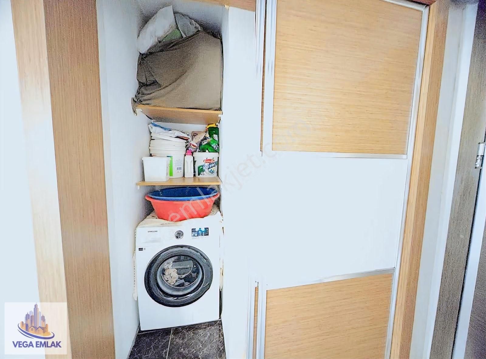 Vega Emlaktan Güneşevler Merkezde Ön Cephe 3+1 Full Site Dairesi - Görsel 30