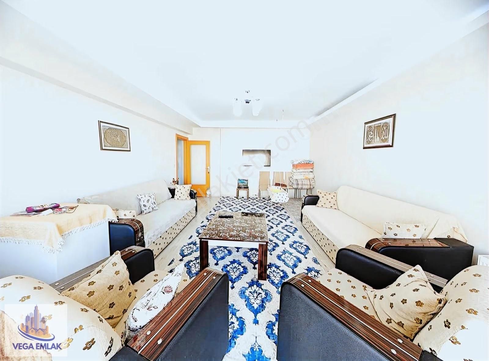 Vega Emlaktan Güneşevler Merkezde Ön Cephe 3+1 Full Site Dairesi - Görsel 16