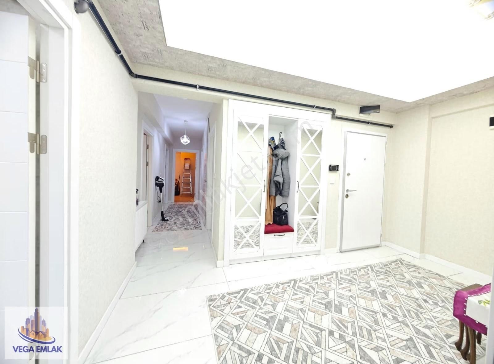 Vega Emlak'tan Güneşevlerde 3+1 130 M2 Full Yapılı Lüks Daire - Görsel 24