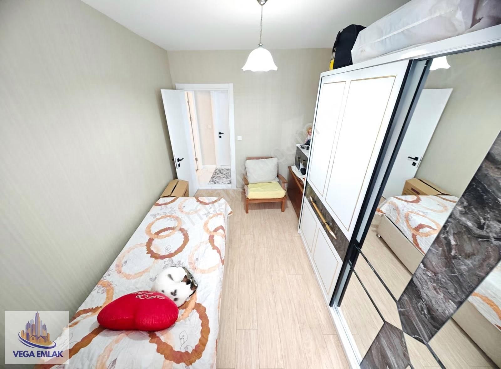 Vega Emlak'tan Güneşevlerde 3+1 130 M2 Full Yapılı Lüks Daire - Görsel 8