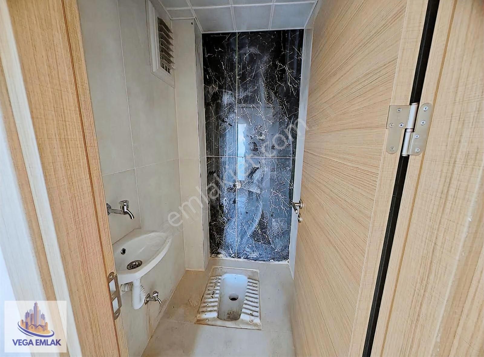 Vega Emlaktan Güneşevler Sınırı Caddede Sıfır 3+1 Site Dairesi - Görsel 16