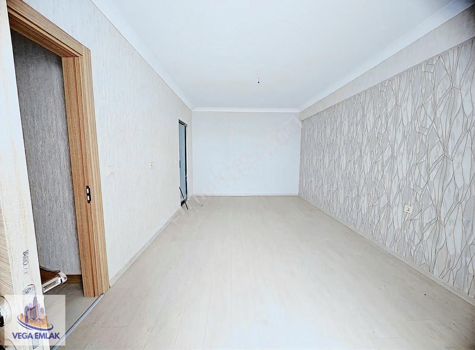 Vega Emlaktan Güneşevler Sınırı Caddede Sıfır 3+1 Site Dairesi - Görsel 3