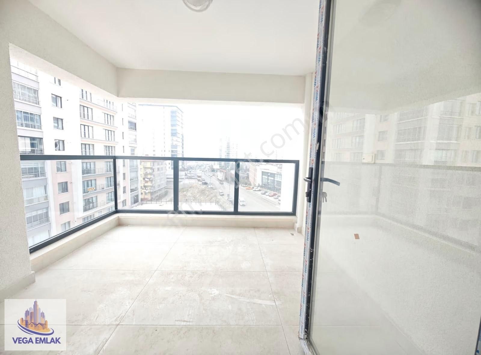Vega Emlaktan Güneşevler Sınırı Caddede Sıfır 3+1 Site Dairesi - Görsel 31