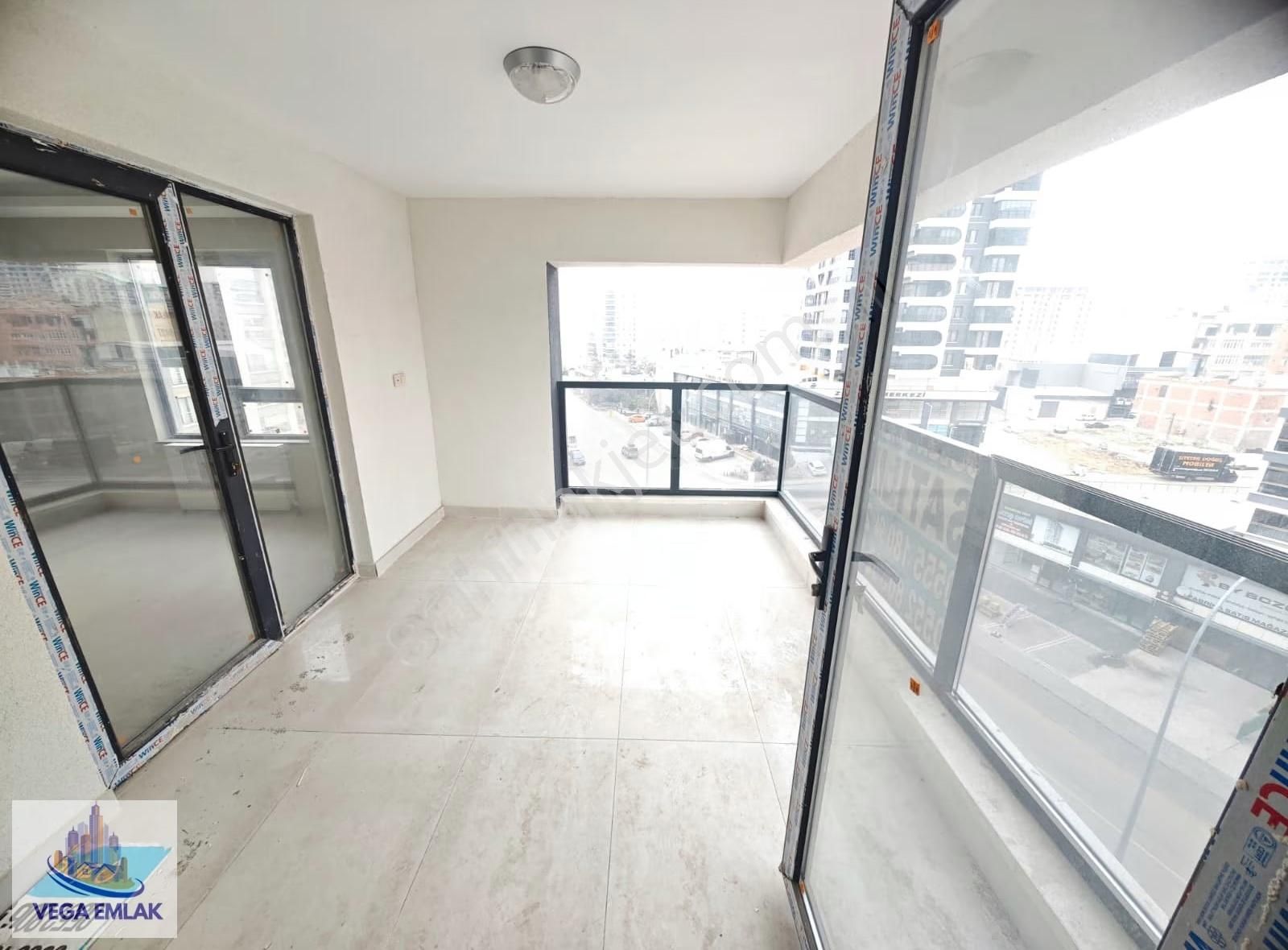 Vega Emlaktan Güneşevler Sınırı Caddede Sıfır 3+1 Site Dairesi - Görsel 19