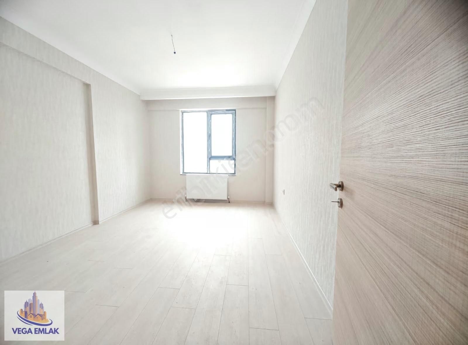 Vega Emlaktan Güneşevler Sınırı Caddede Sıfır 3+1 Site Dairesi - Görsel 11