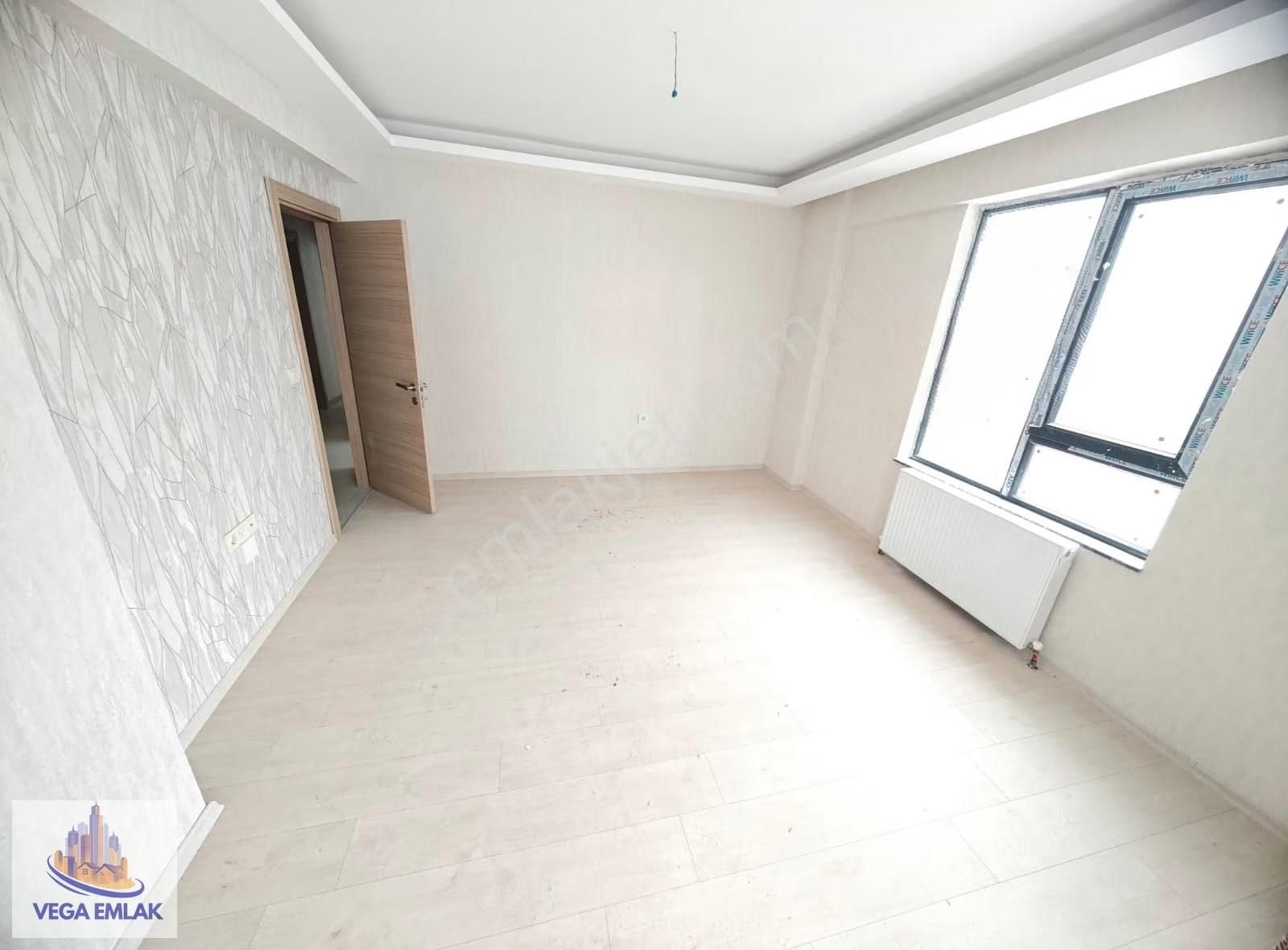 Vega Emlaktan Güneşevler Sınırı Caddede Sıfır 3+1 Site Dairesi - Görsel 6