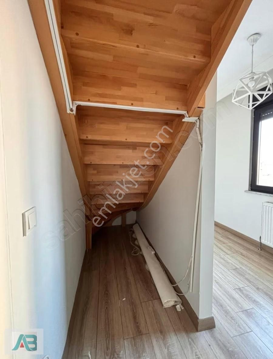 İstiklal Mahallesi Şehzade Evlerin"de 4+1 Kiralık Dubleks Daire - Görsel 7