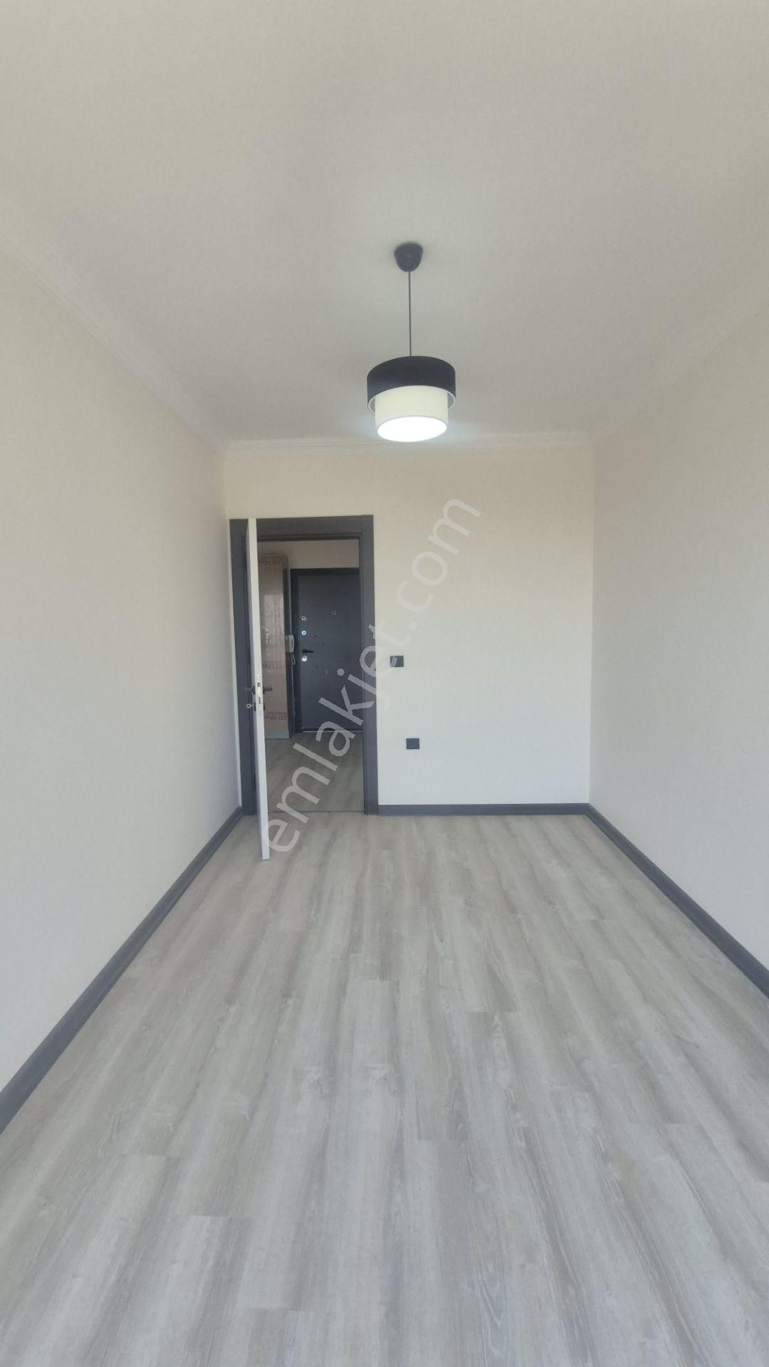 Ege Manzaralı Sıfır Asansörlü 2+1 Satılık Daire - Görsel 16