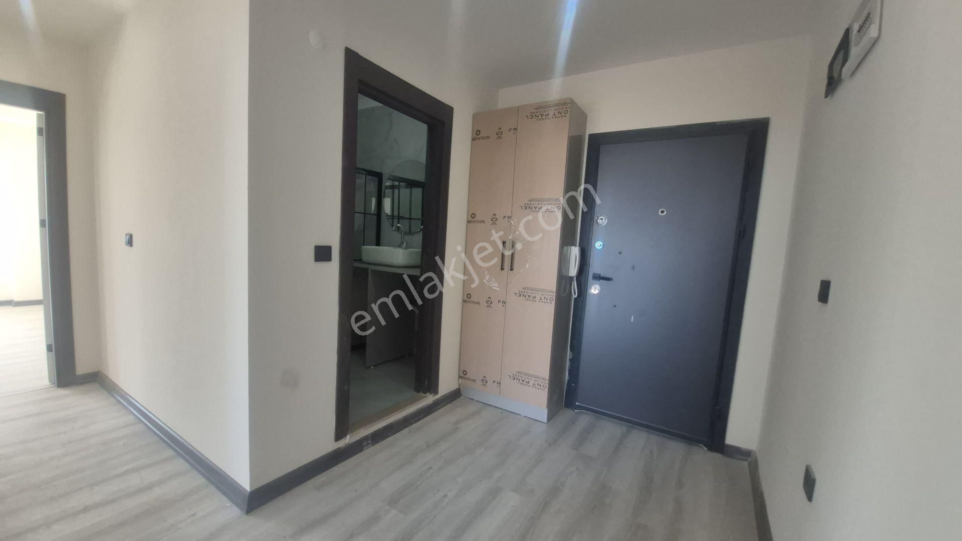 Ege Manzaralı Sıfır Asansörlü 2+1 Satılık Daire - Görsel 12