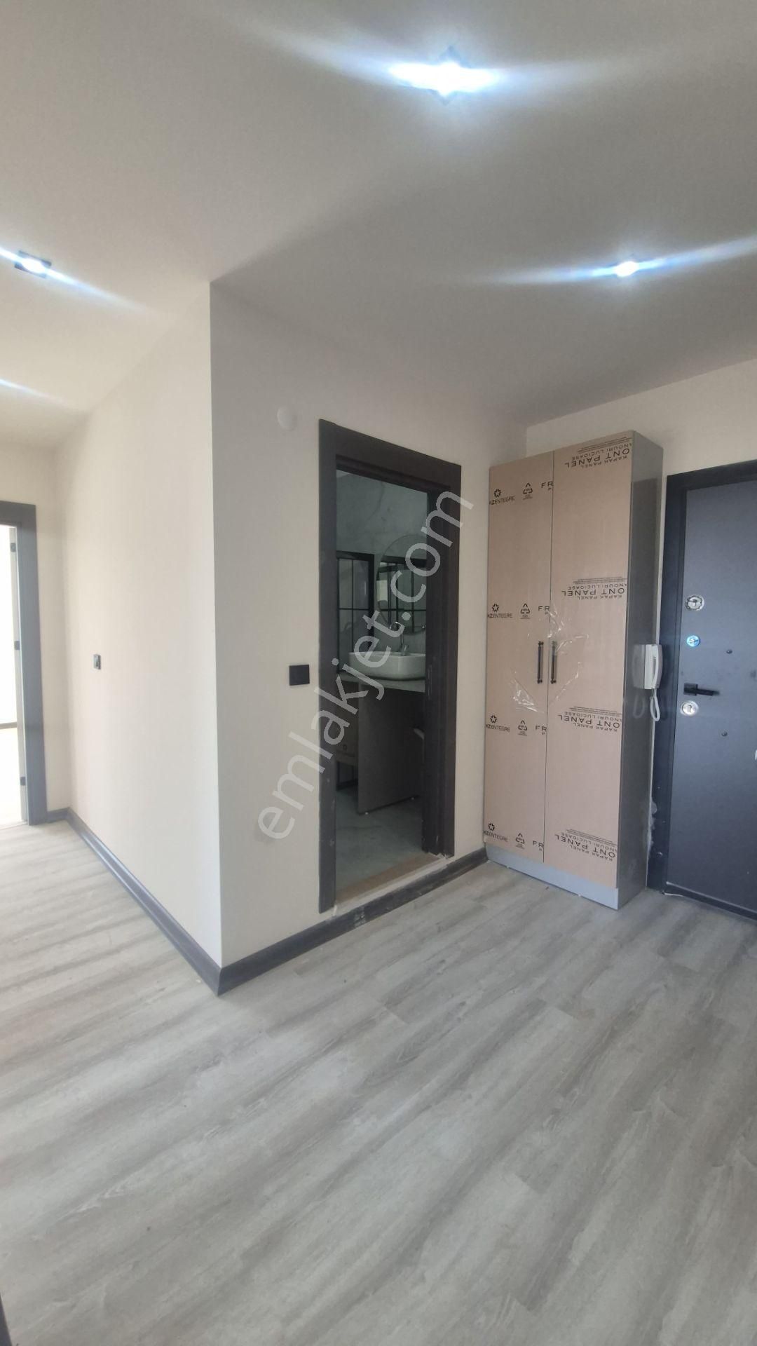 Ege Manzaralı Sıfır Asansörlü 2+1 Satılık Daire - Görsel 17