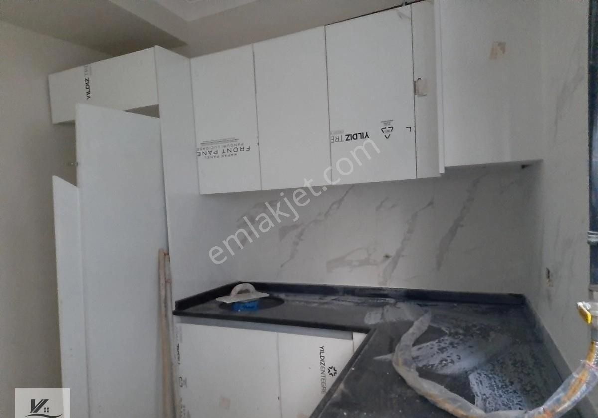 Cumhuriyet Mahallesinde Bahçe Kullanımlı İskanlı Daire - Görsel 13