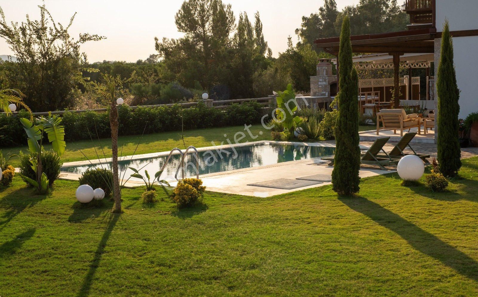 Akyaka-gökova’da Müstakil 750 M2.arsaiçersinde Havuzlu Villa - Görsel 2