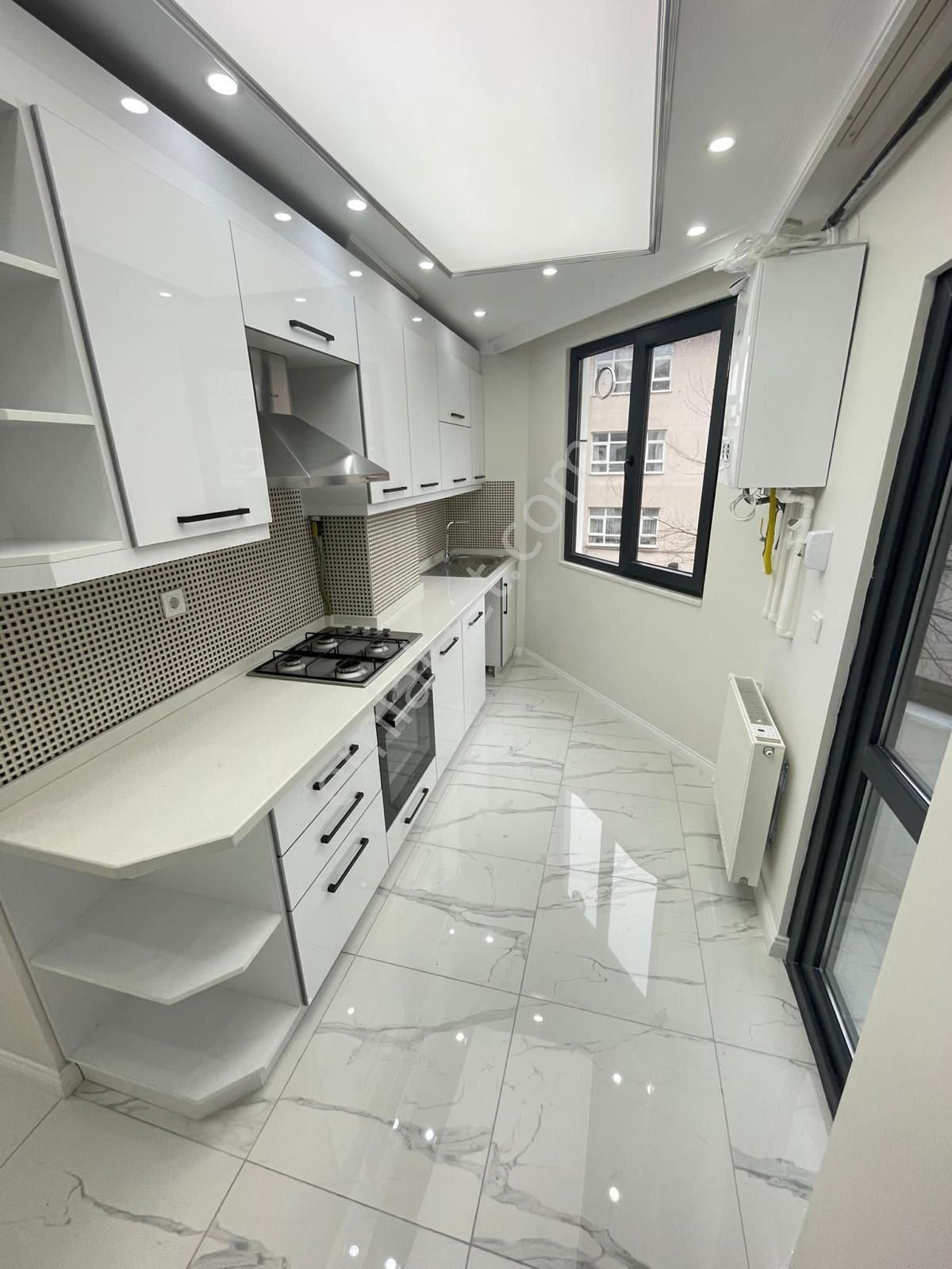 Sultanmurat Mh.'sinde Satılık 2+1 90 M2 Yeni Bina Köşe Başı Merkezi Konumda - Görsel 6