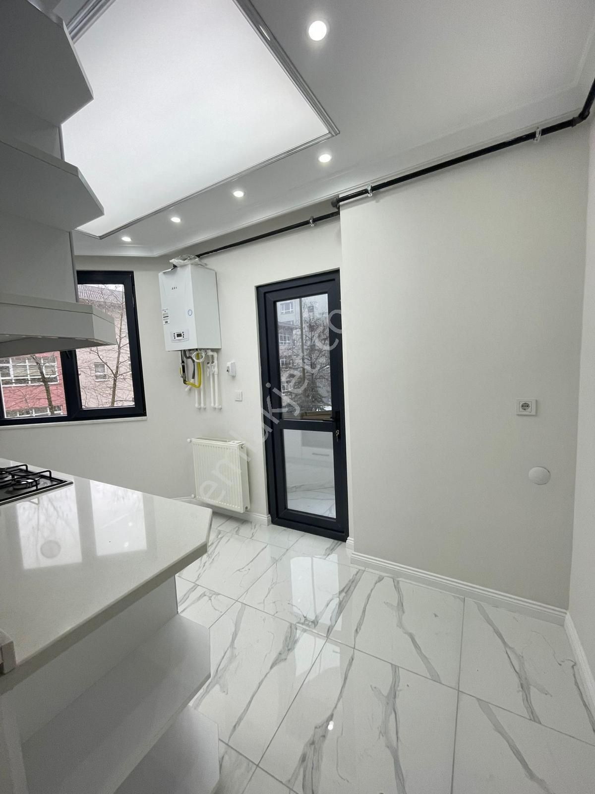 Sultanmurat Mh.'sinde Satılık 2+1 90 M2 Yeni Bina Köşe Başı Merkezi Konumda - Görsel 8