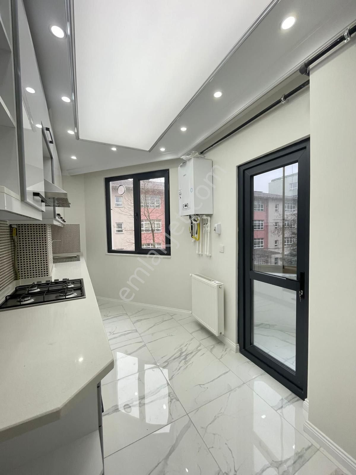 Sultanmurat Mh.'sinde Satılık 2+1 90 M2 Yeni Bina Köşe Başı Merkezi Konumda - Görsel 9