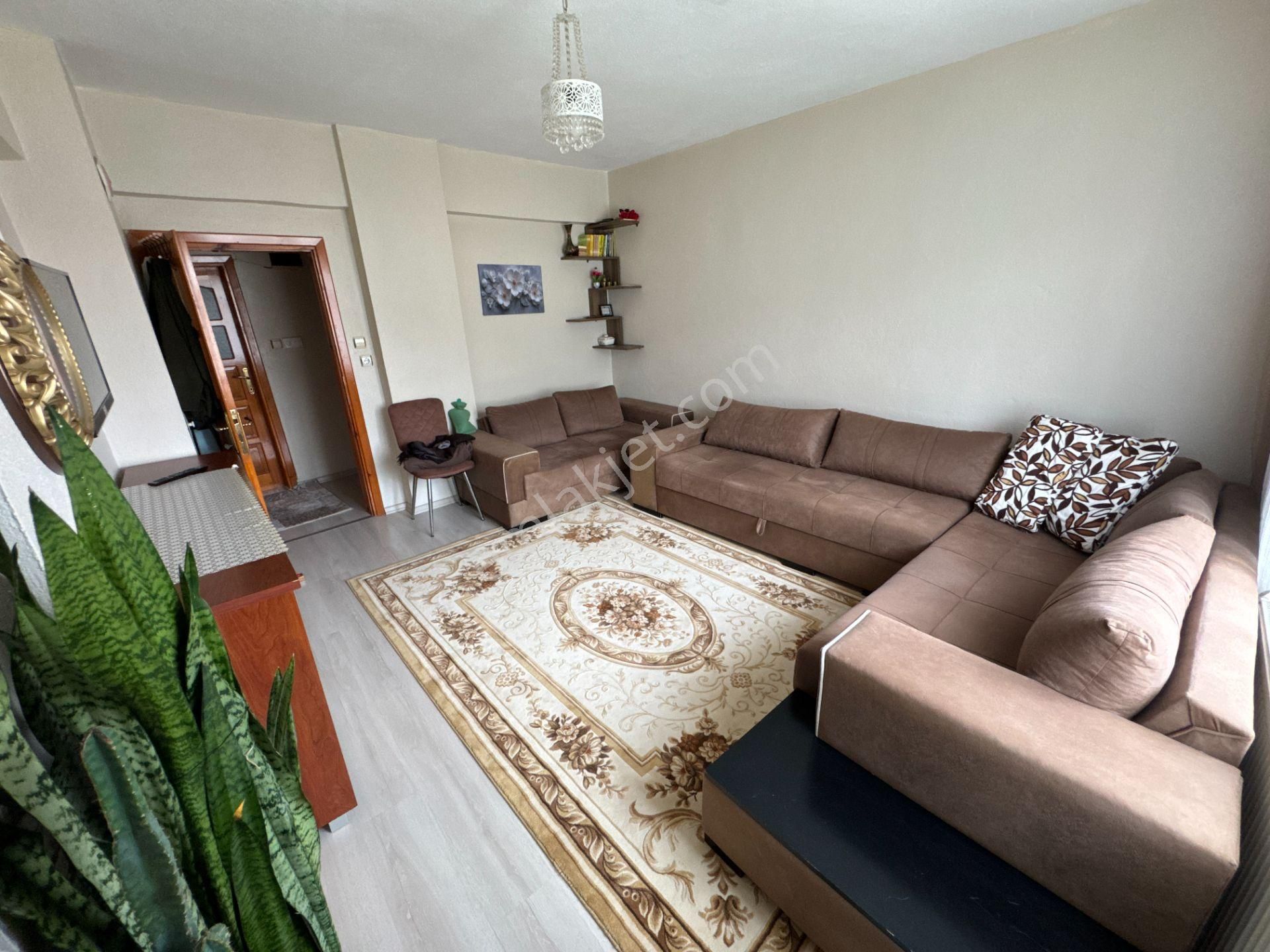 Sahibinden | İskanlı | Mustafa Bakkal Meydanında 2+1 Daire - Görsel 2