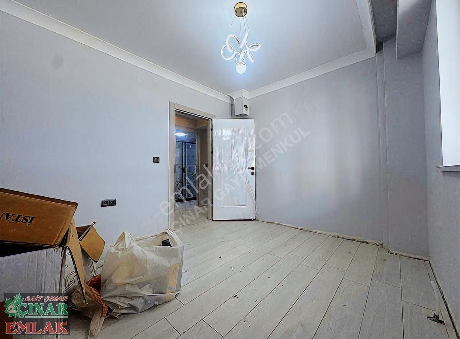 Çınar'dan Hem Merkezi Hem Konforlu 3+1 Y.giriş Dairesi Satışta - Görsel 22