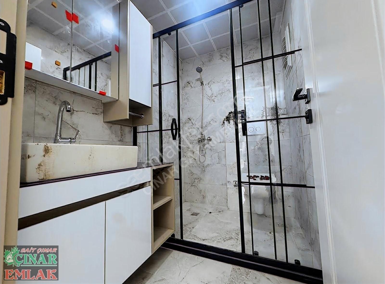 Çınardan Merkezi Konumda Etkileyici Tasarımıyla 2+1 Arakat Daire - Görsel 16