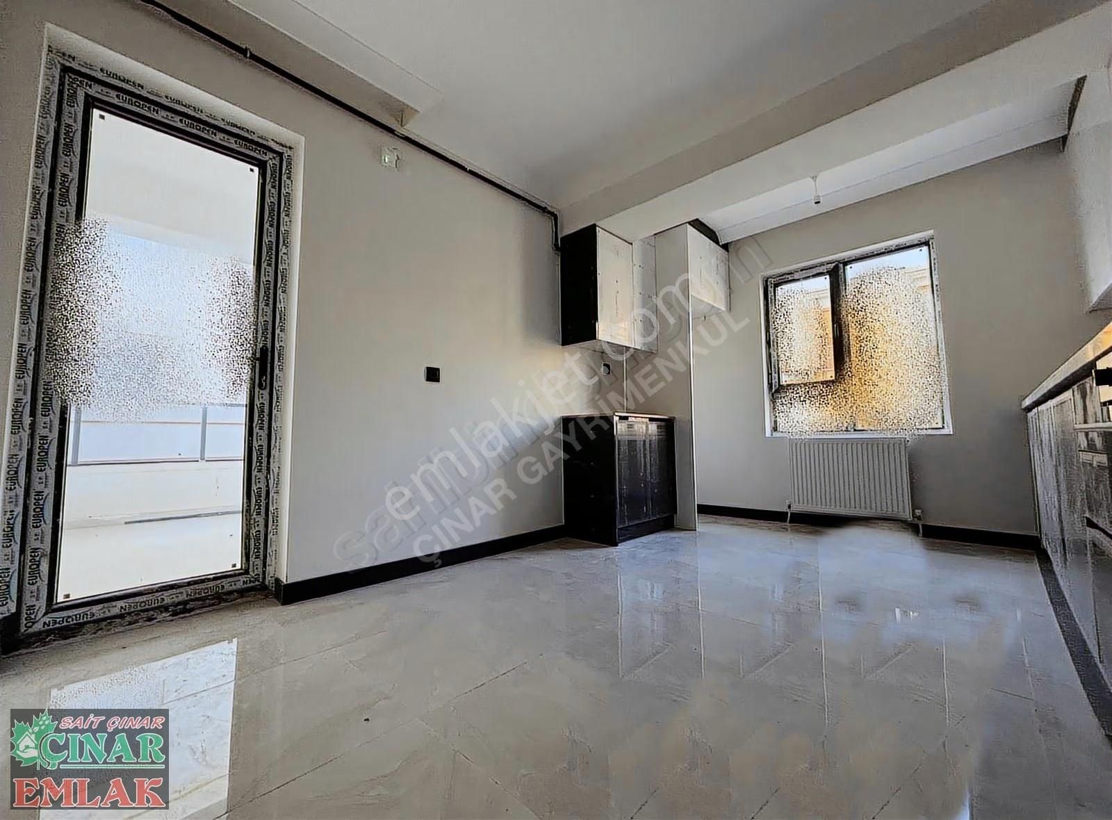 Çınar'dan Konfor Alanı Yüksek Merkezi Konumda 3+1 Arakat Dairesi - Görsel 9