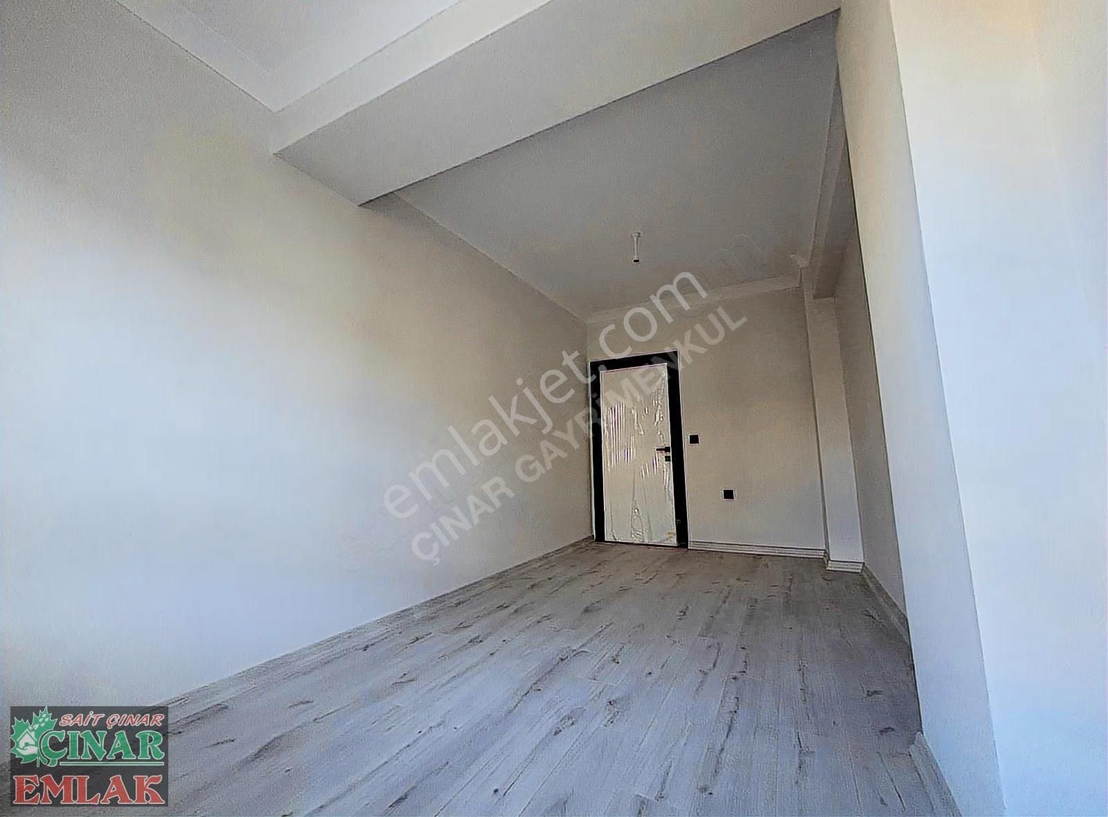 Çınar'dan Konfor Alanı Yüksek Merkezi Konumda 3+1 Arakat Dairesi - Görsel 17