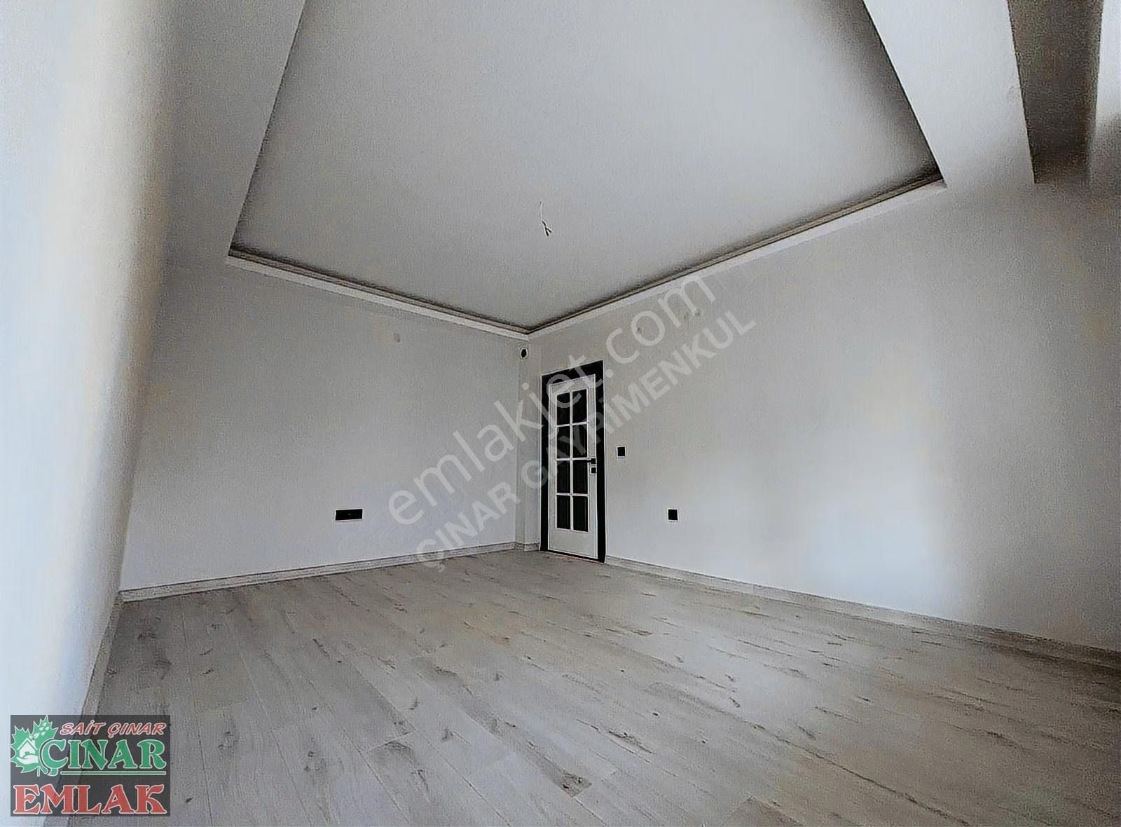 Çınar'dan Her Yere Rahat Ulaşım Sağlayan Geniş 3+1 Giriş Dairesi - Görsel 21