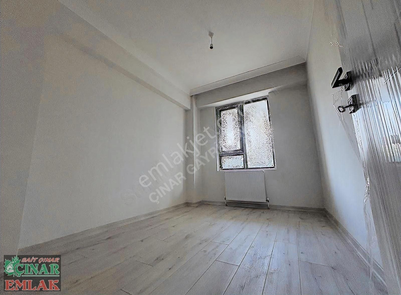 Çınar'dan Her Yere Rahat Ulaşım Sağlayan Geniş 3+1 Giriş Dairesi - Görsel 20