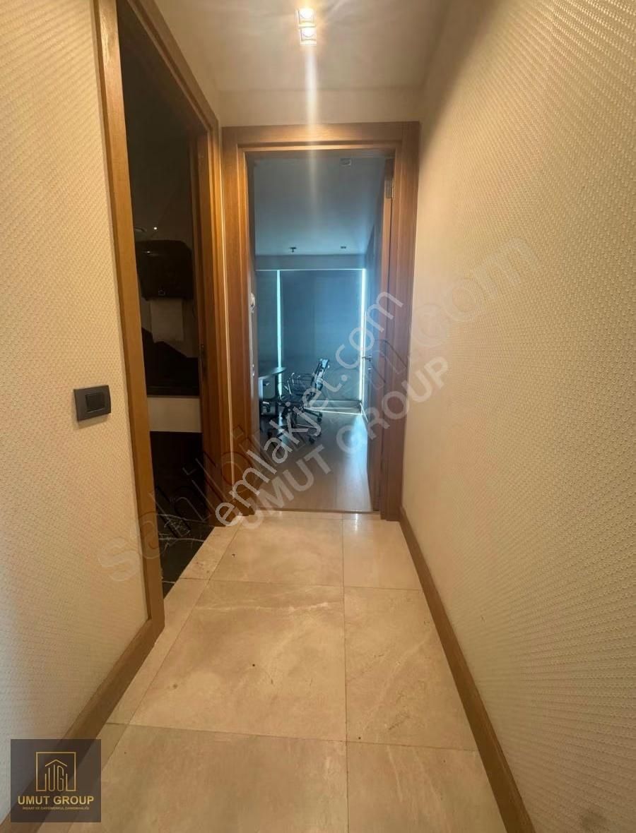 Skyport Beylikdüzünde 128m2 2+1 Ticari Satılık Ofis!! - Görsel 2