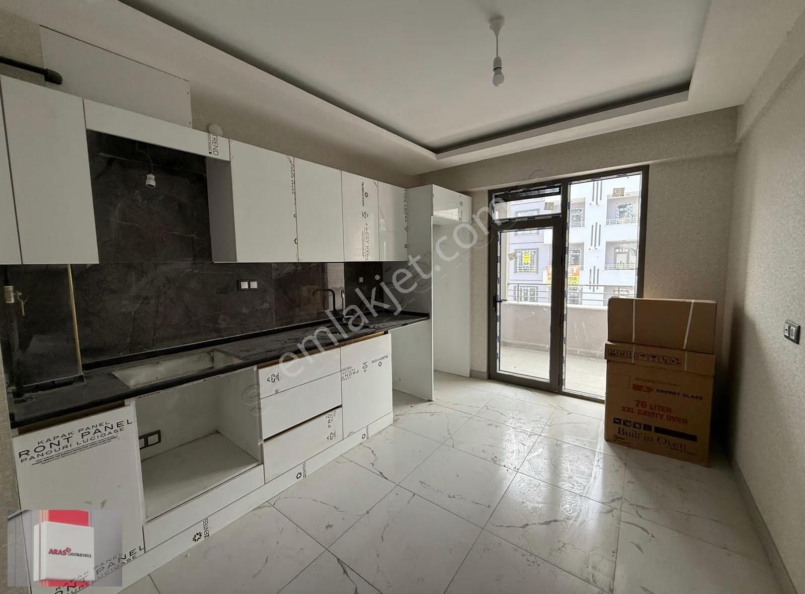 Fetih Cad. Hacıveys Zade Mah.site İçi 2+1 Ara Kat Sıfır Daireler