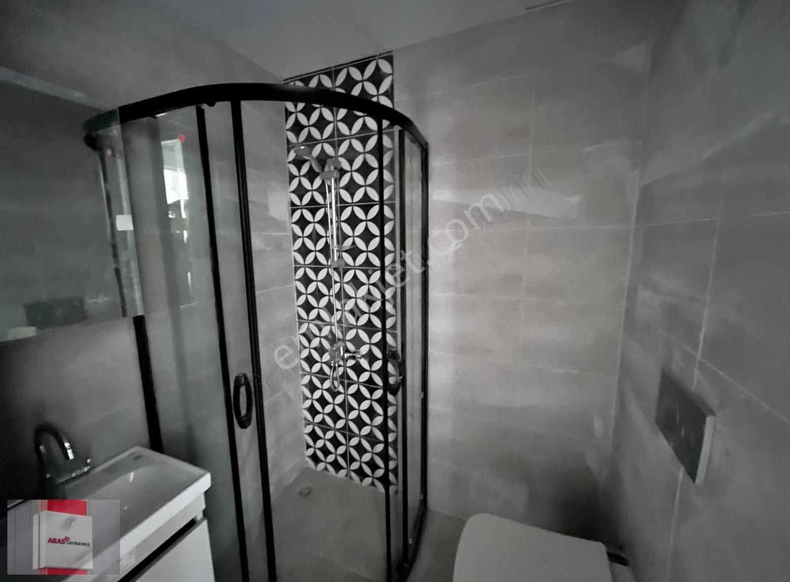 Selehattin Eyyubi Mahallesi Satılık Sıfır 4+1 Zemin Kat Dair - Görsel 17