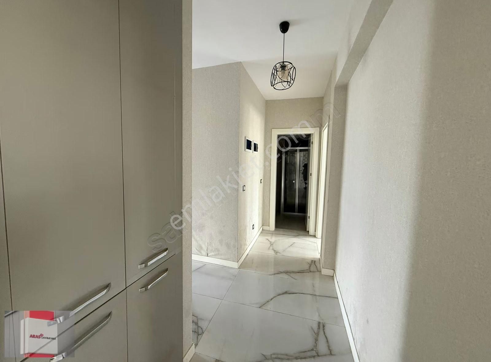 Aras Gyo Dan Selehattin Eyyubi Mahallesi Satılık Geniş 3+1 Daire - Görsel 5