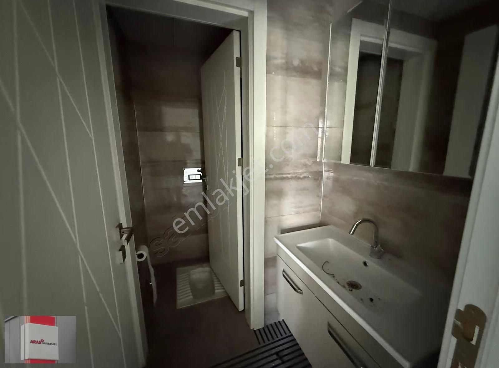 Aras Gyo Dan Selehattin Eyyubi Mahallesi Satılık Geniş 3+1 Daire - Görsel 15