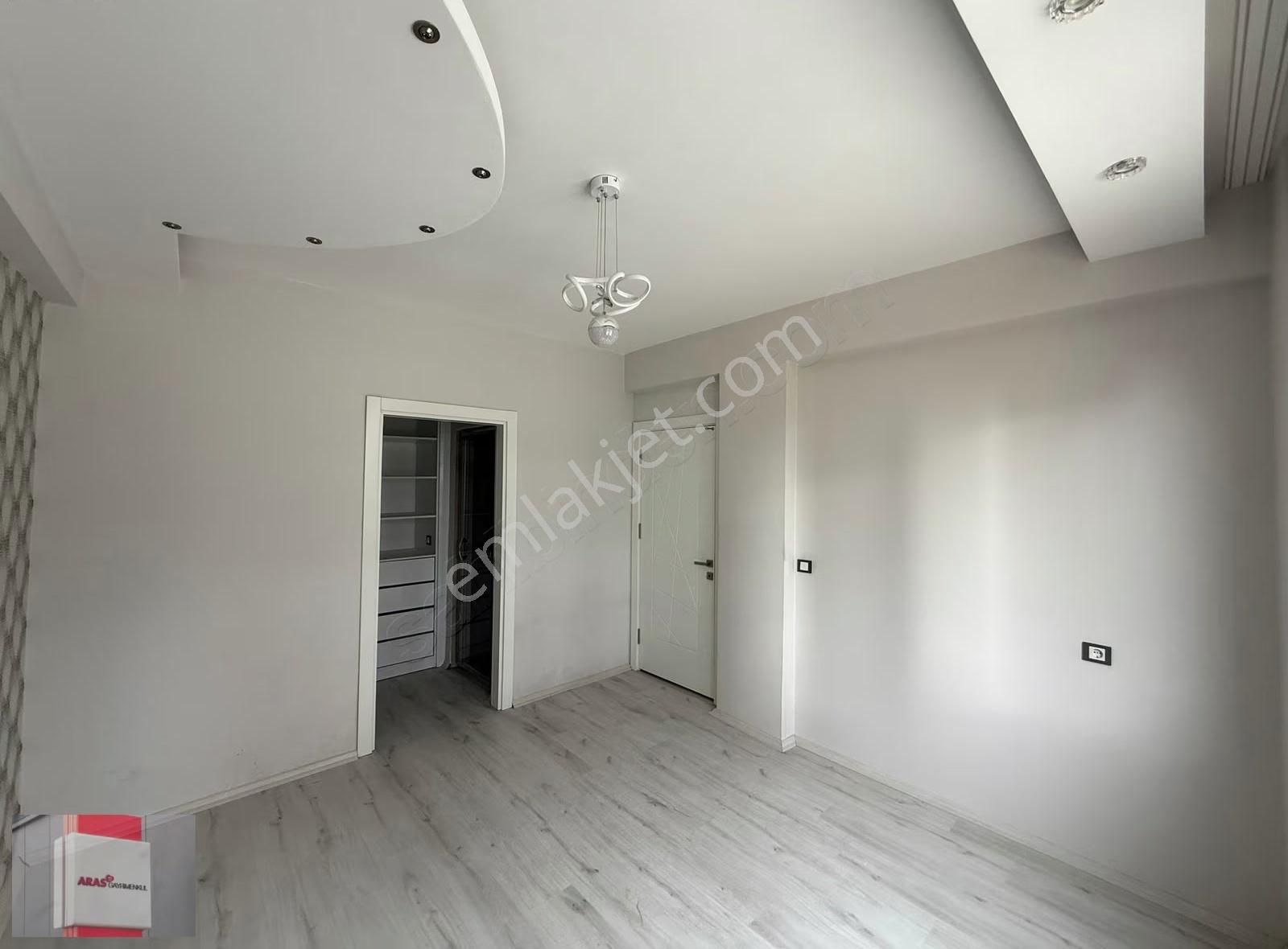 Aras Gyo Dan Selehattin Eyyubi Mahallesi Satılık Geniş 3+1 Daire - Görsel 18