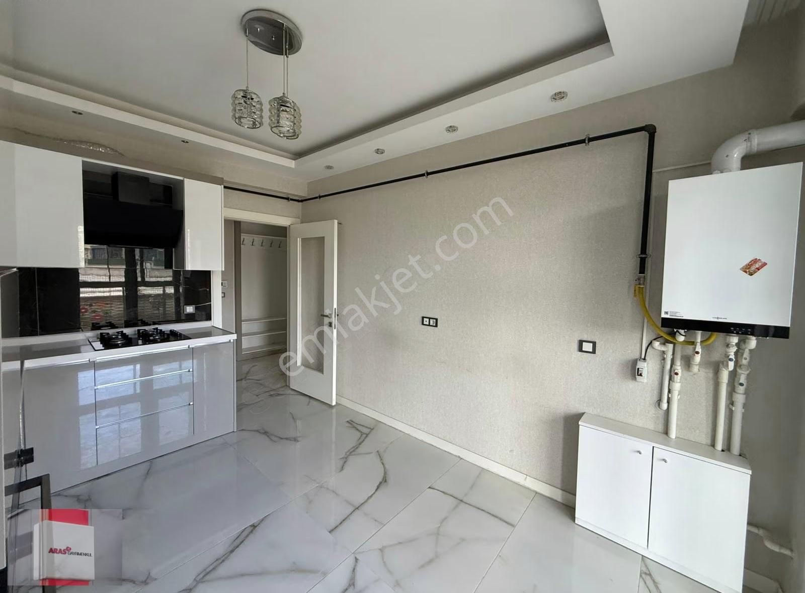 Aras Gyo Dan Selehattin Eyyubi Mahallesi Satılık Geniş 3+1 Daire - Görsel 4