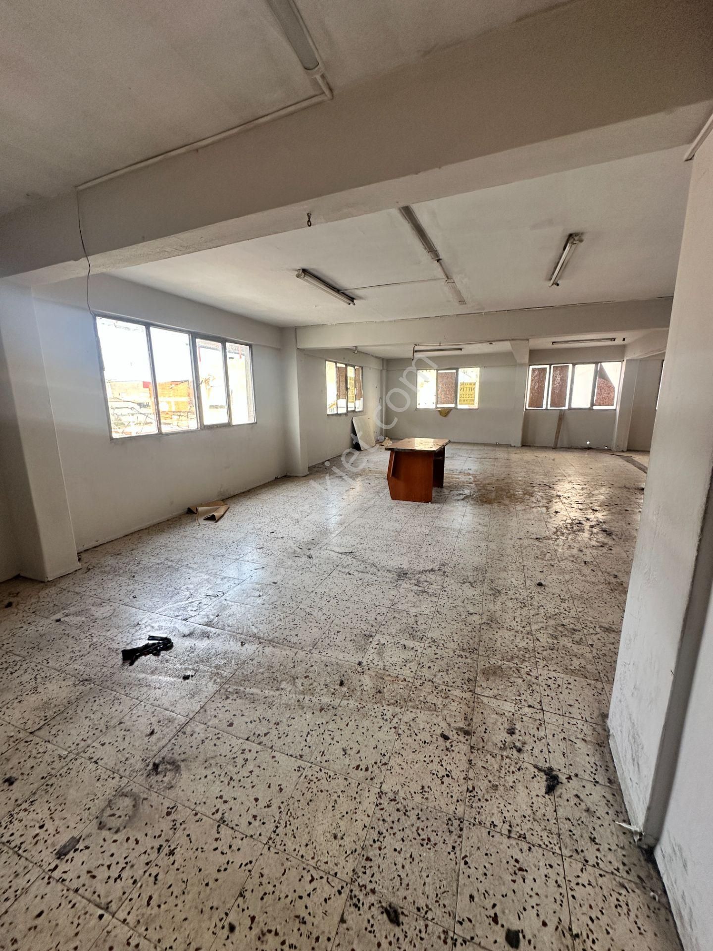 Çalışkan_dan Karabağlar Kaymakkuyu Da 250 M2 Kiralık İşyeri - Görsel 11