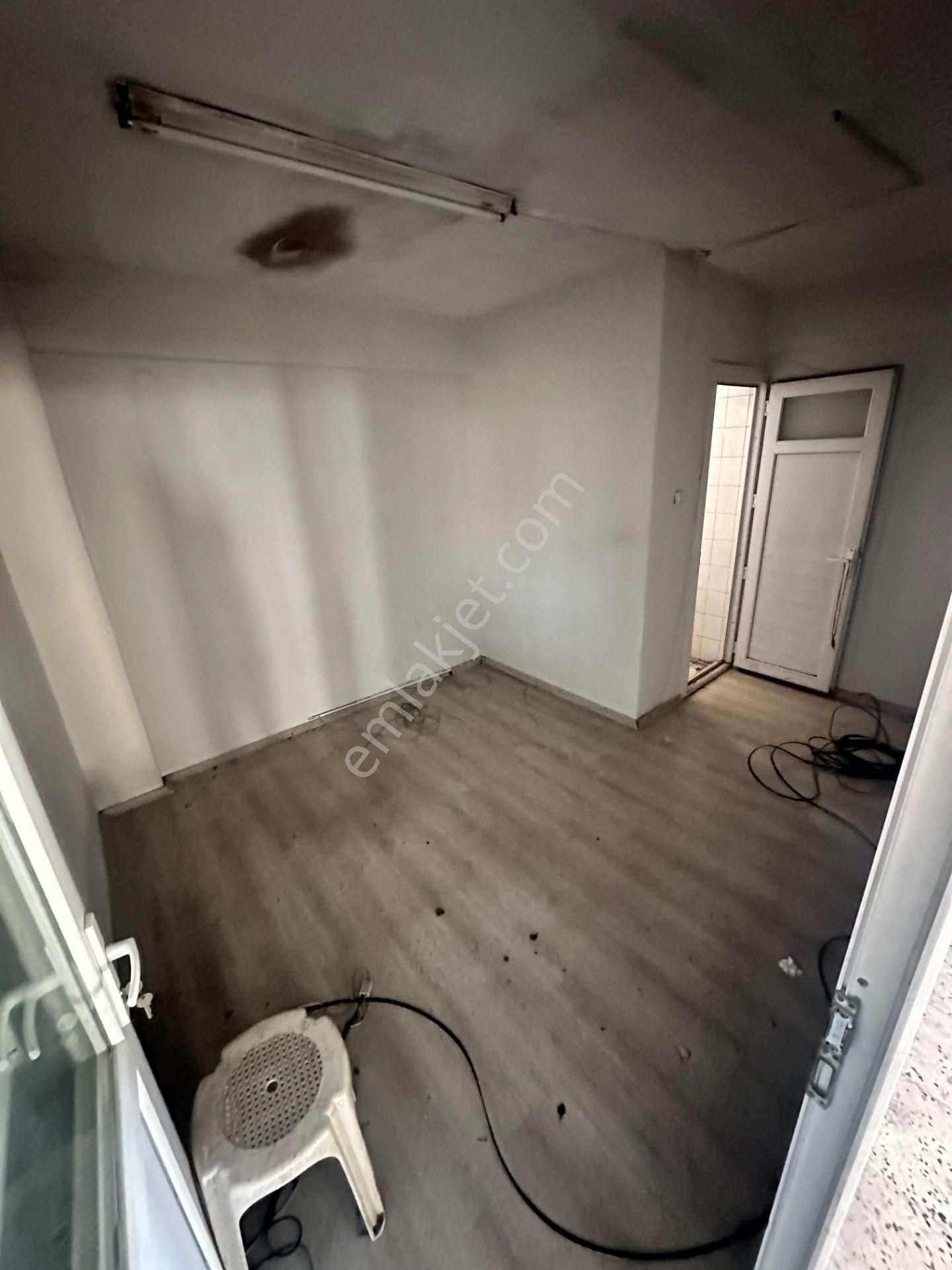 Çalışkan_dan Karabağlar Kaymakkuyu Da 250 M2 Kiralık İşyeri - Görsel 9