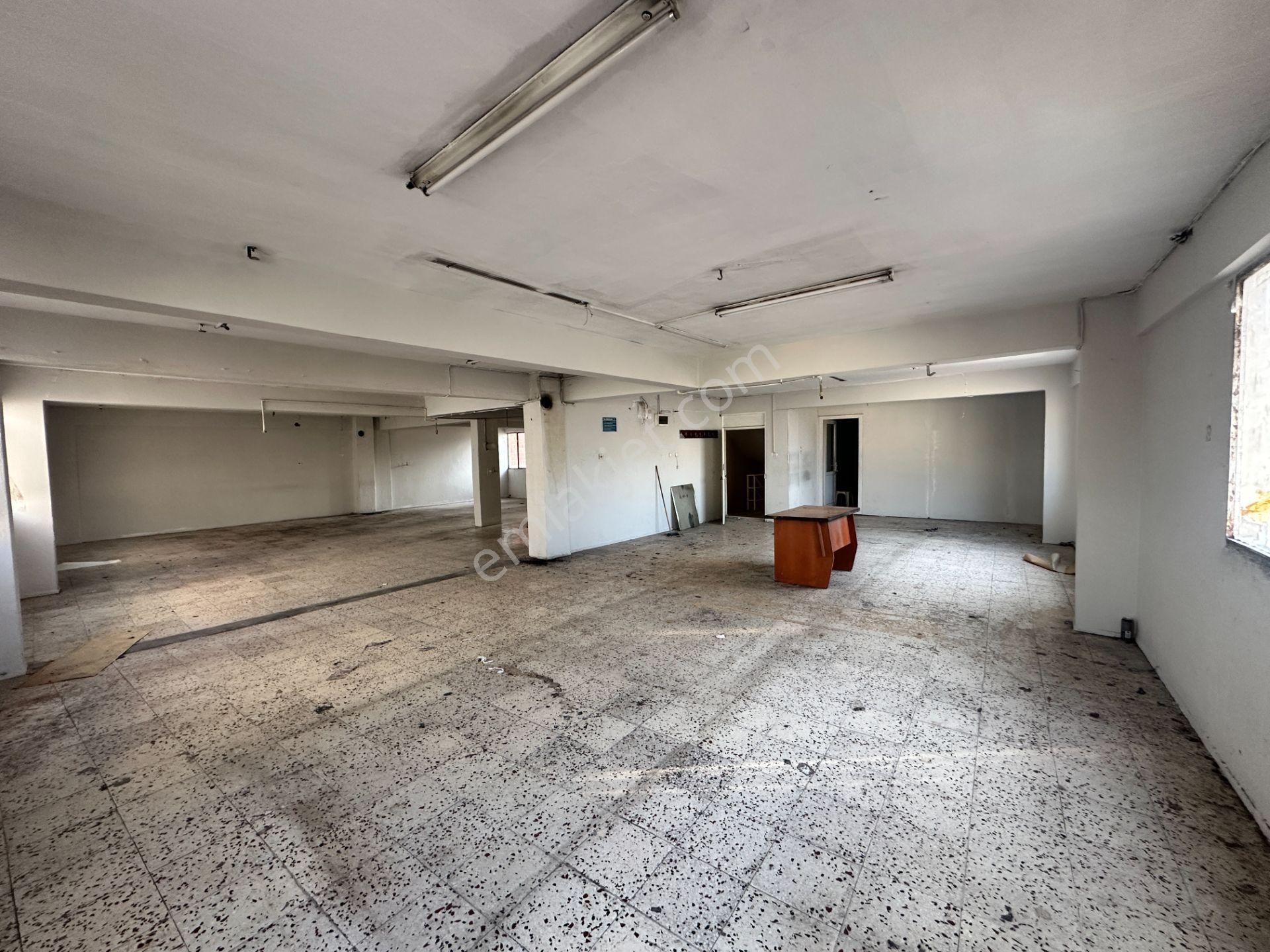 Çalışkan_dan Karabağlar Kaymakkuyu Da 250 M2 Kiralık İşyeri - Görsel 4