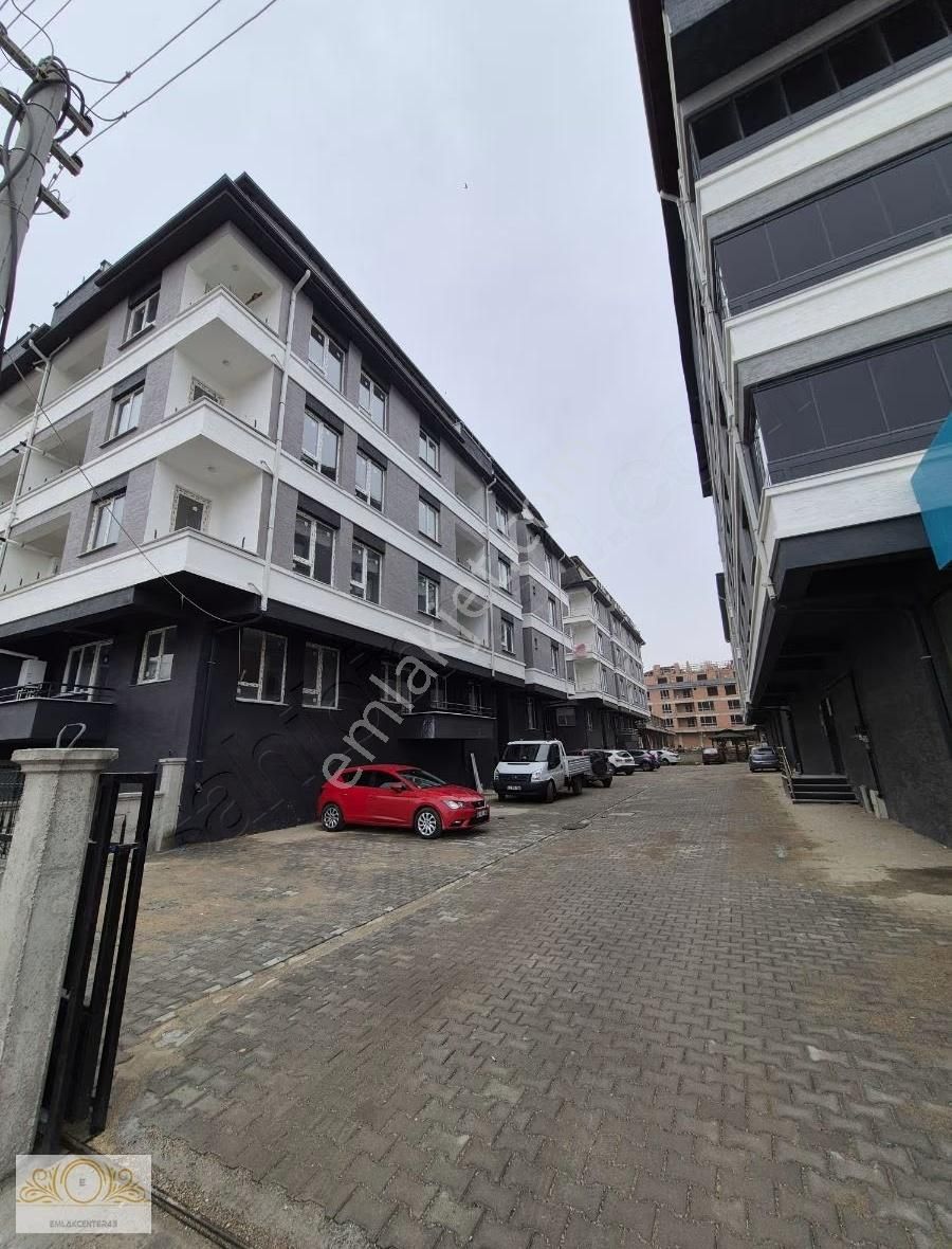 Emlak Centerden Sporkentte Satılık Ekonomik 3+1daire - Görsel 13