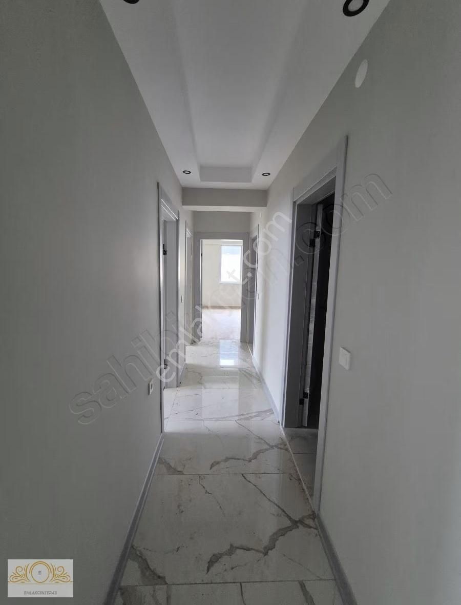 Emlak Centerterden Zafertepe Sağlık Ocağı Yanı Arakat Geniş 2+1 - Görsel 5