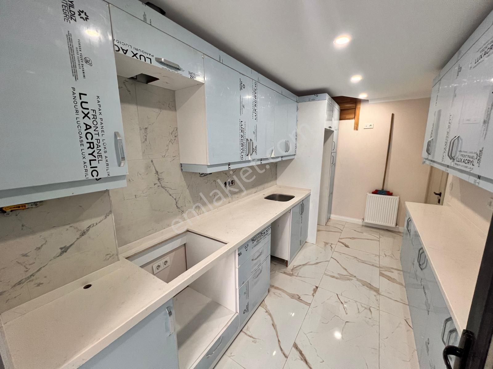 İmren Gayrimenkulden Satılık Gültepe Mh. 4+1 180 M2 Lüks Yapım Dubleks - Görsel 4