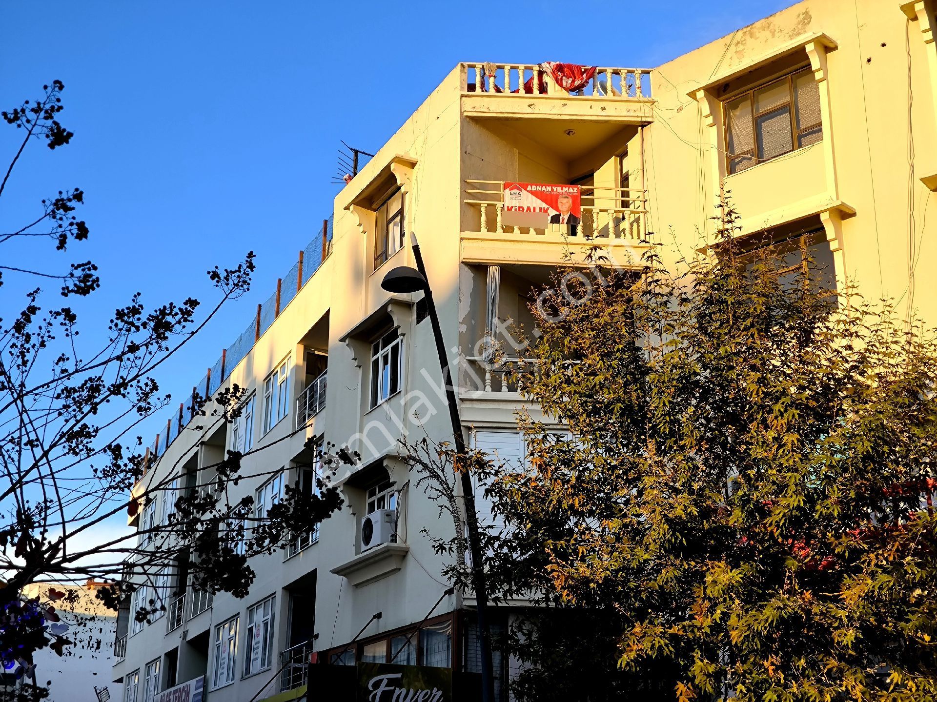 Antalya Manavgat Aşağı Pazarcı Mahallesi'nde Kiralık 2+1 Daire