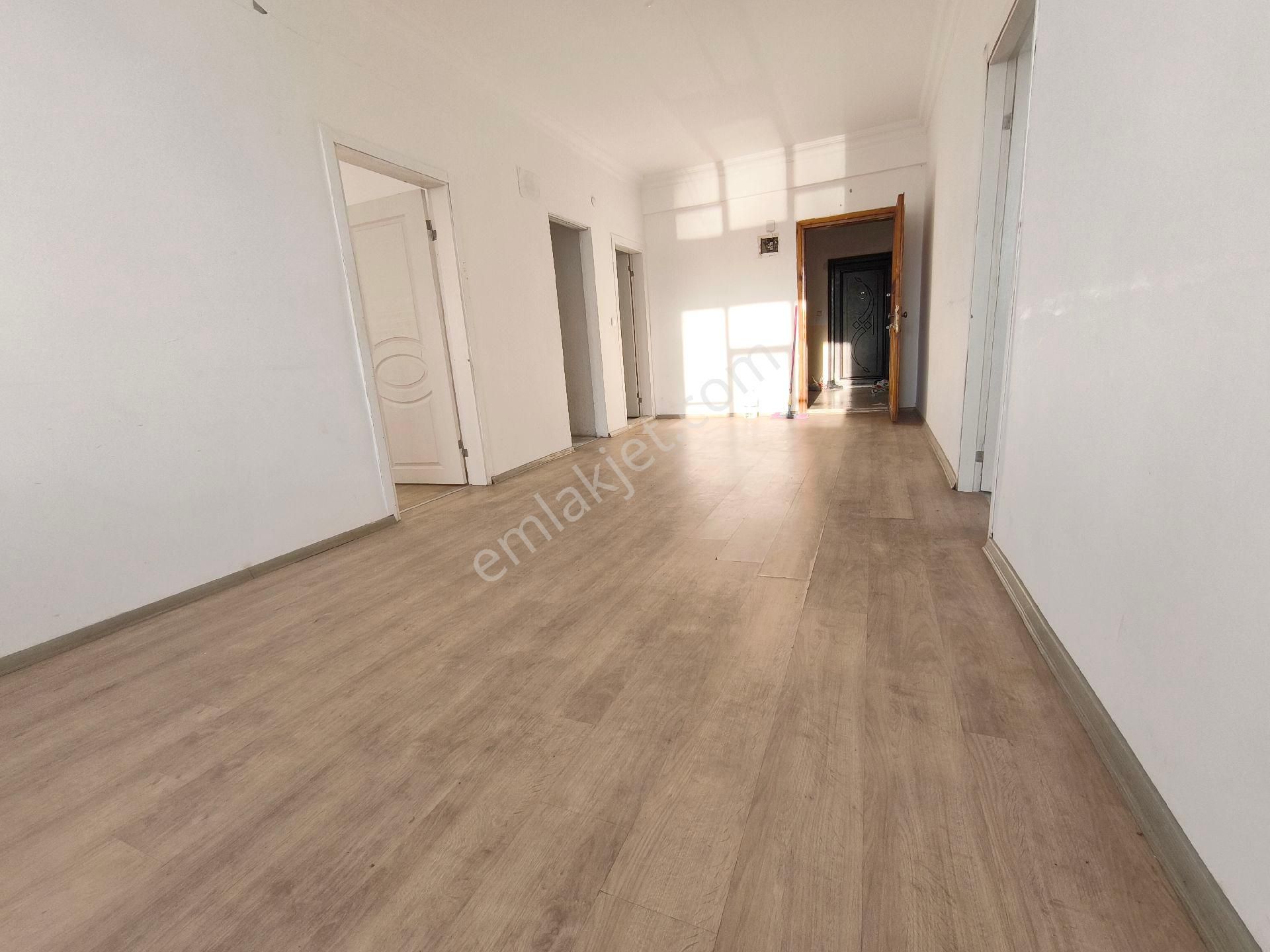 Antalya Manavgat Aşağı Pazarcı Mahallesi'nde Kiralık 2+1 Daire - Görsel 2