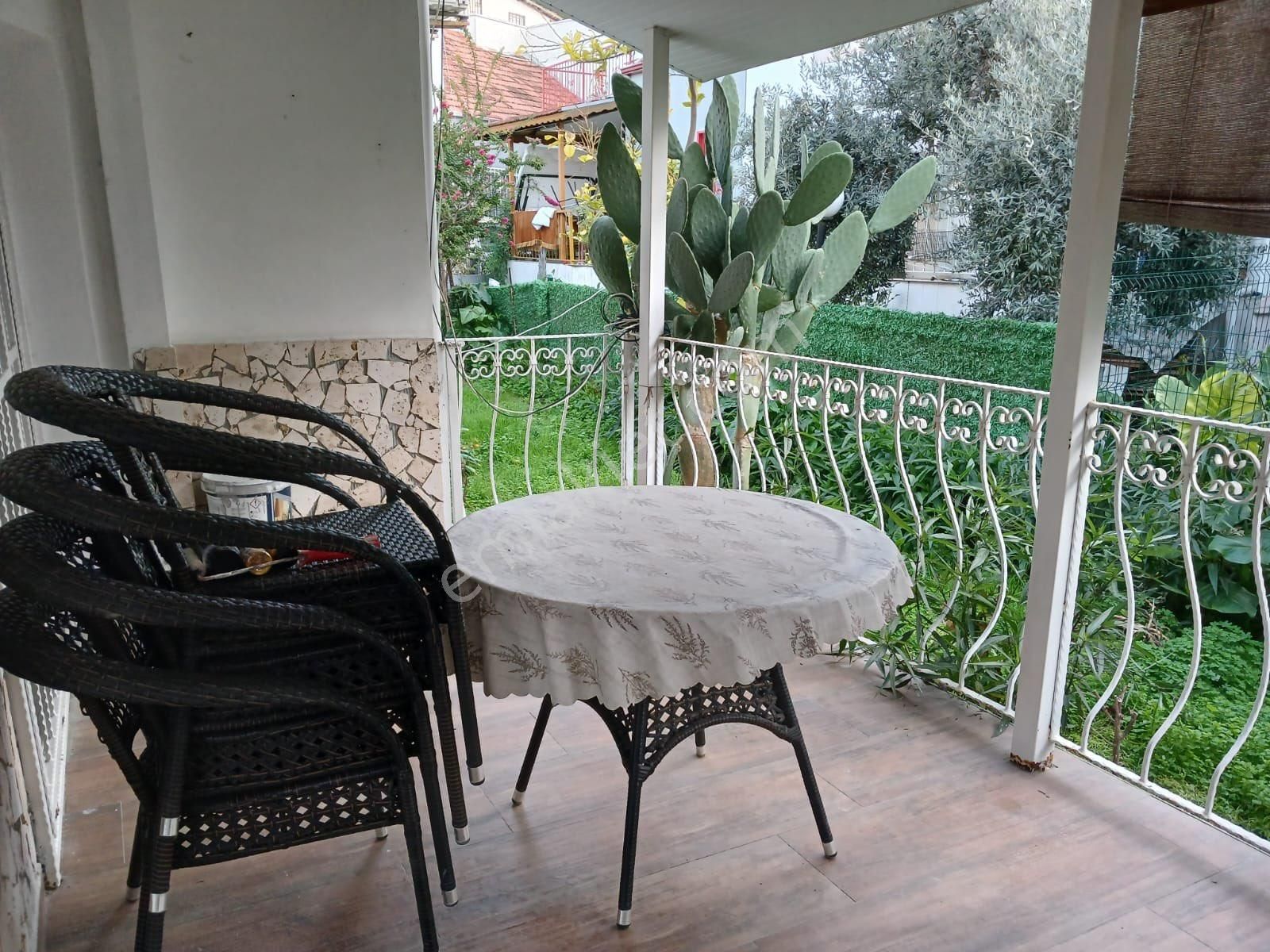 Kuşadası Kadınlar Denizi Bölgesi’nde Satılık Triplex - Görsel 7