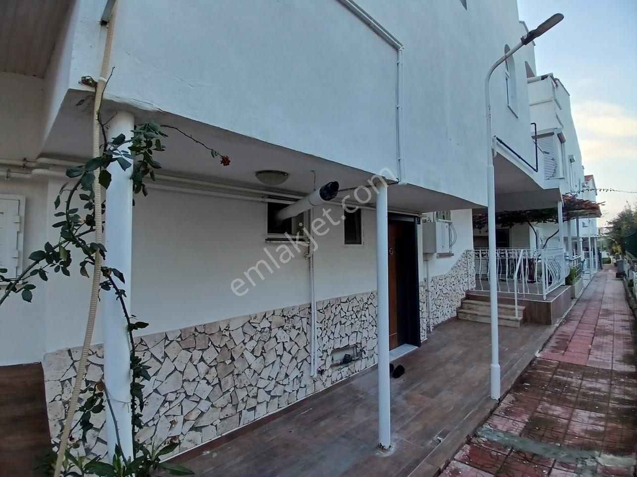 Kuşadası Kadınlar Denizi Bölgesi’nde Satılık Triplex - Görsel 4