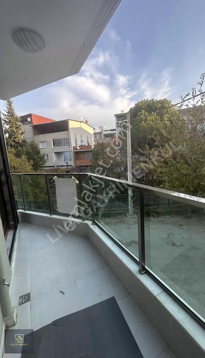 Buca Çamlıpınar Mahallesi 2+1 Kapalı Mutfak Çift Balkonlu Daire - Görsel 13