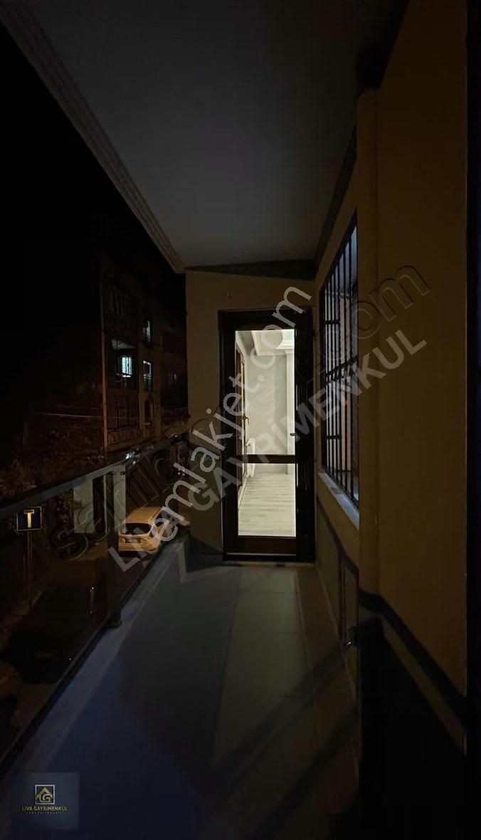 Buca Çamlıpınar Mahallesi 2+1 Kapalı Mutfak Çift Balkonlu Daire - Görsel 14